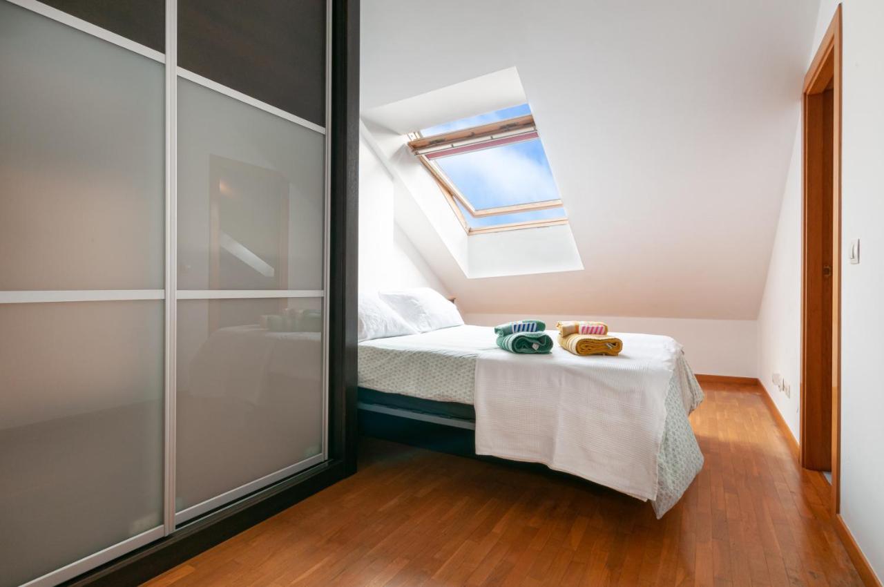 Duplex 21, Alojamiento Cerca De La Playa Con Wifi Gijon Luaran gambar